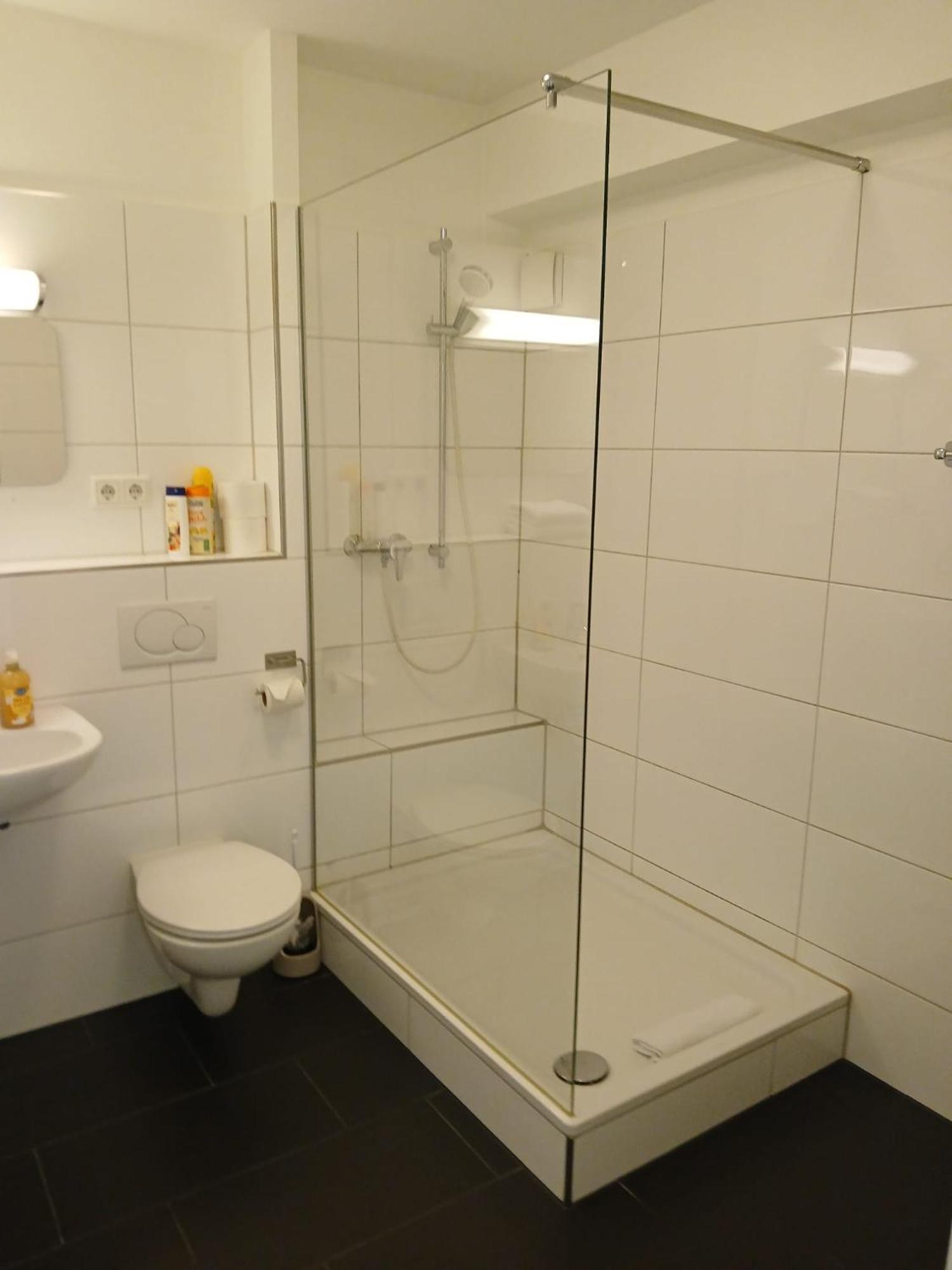 Apartments Jahnstrasse Düsseldorf Extérieur photo